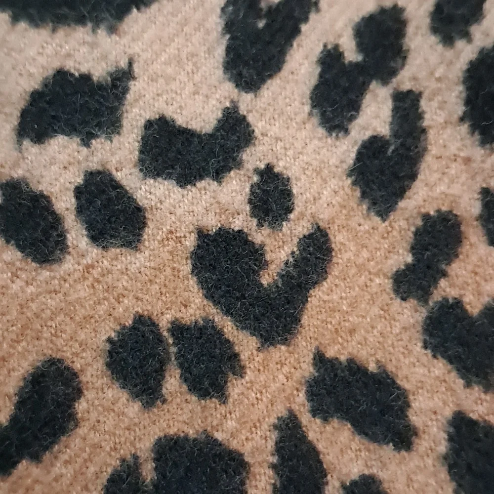 Lands' End Women's Size Medium Animal Print 1/2 Button Sleep Shirt